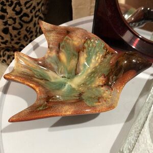 Gorgeous porcelain bird trinket dish